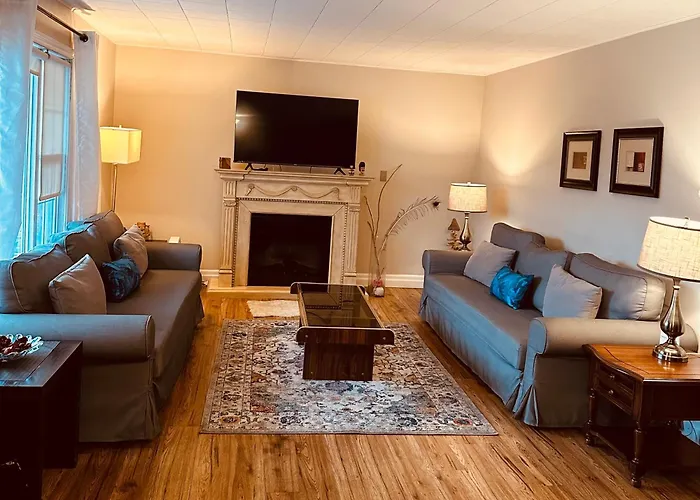 Lakeview Motel & Cottage